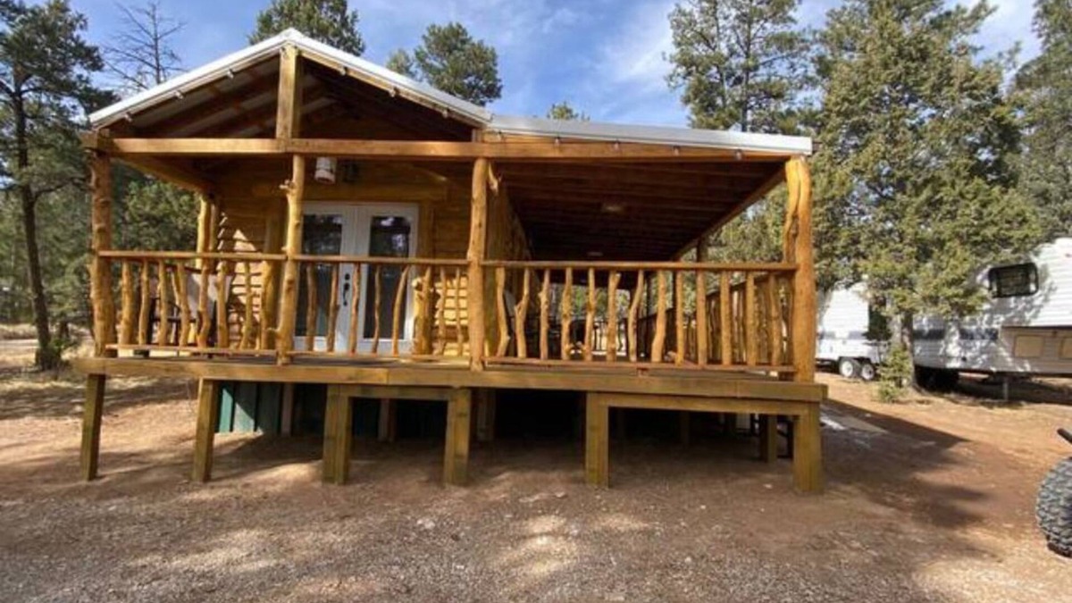 Timberon Cabin | Pawnee Pines Tiny Home Retreat