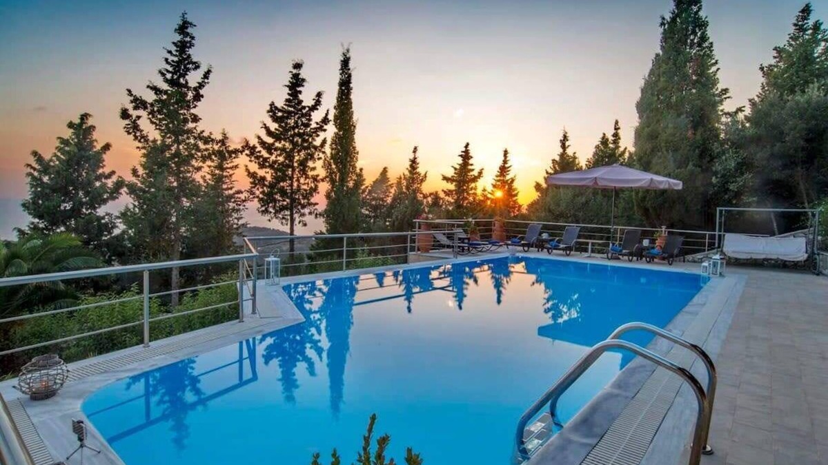 Ieromonachos Villa | Paxoi Serene Oasis - Mylos Mediterranean Charm