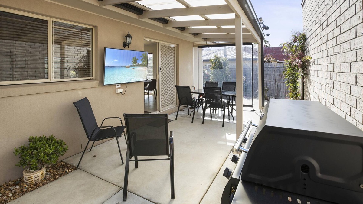 Paynesville House | Paynesville Villa: Relax with everything you need for a relaxing stay