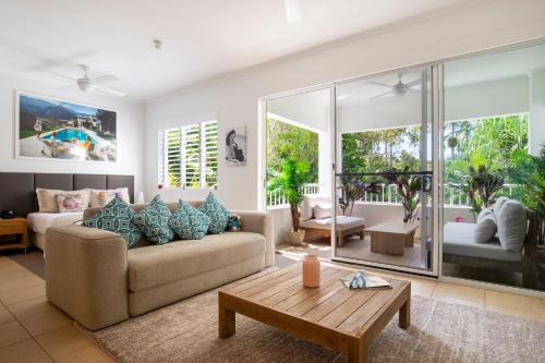 Port Douglas Apartment | Paz at Portsea Dual-Key Studio & One Bedroom