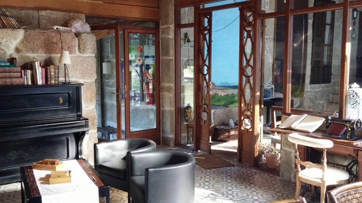 Santa Cristina de Cobres House | Pazo Larache