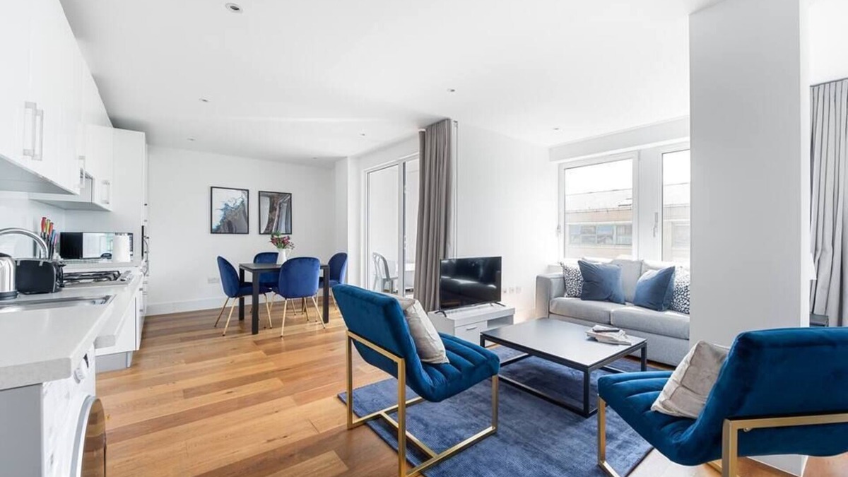 Camden Town with Primrose Hill Apartment | PBC | One Bedroom Apartment with Balcony JT6