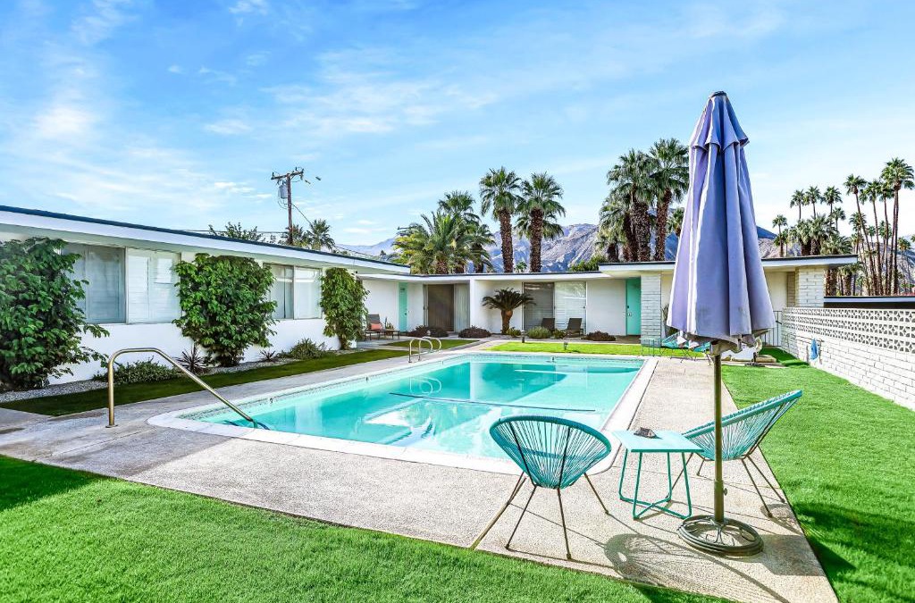 Palm Desert Apartment | PD Retreat Permit# STR2022-0253