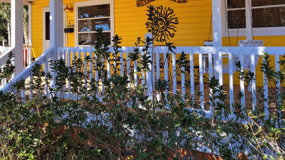 Steinhatchee Cottage | Peña's Sunshine Hideaway