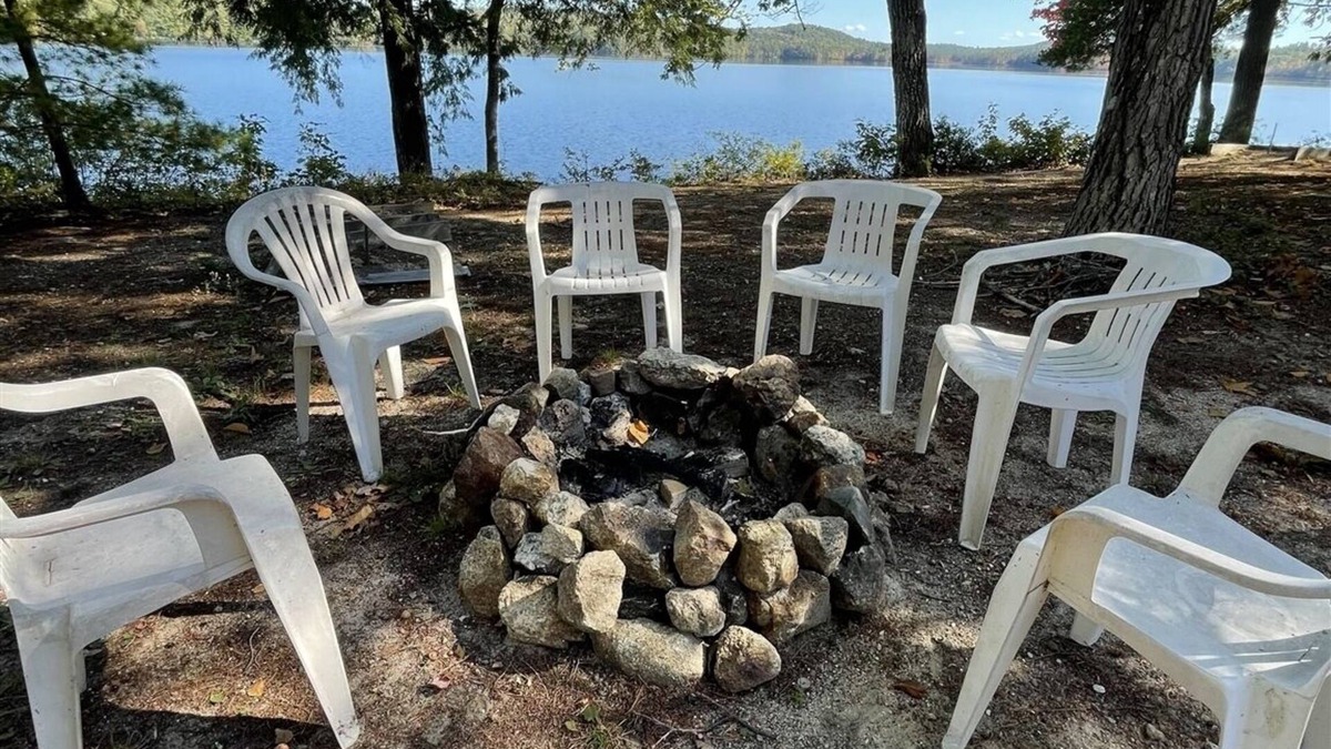 Sebago Cabin | PEABODY POND SHOREFRONT