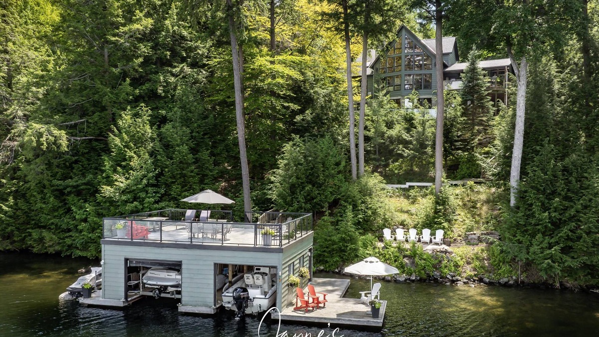 Seguin Cottage | Peace and Quiet on Little Lake Joseph!