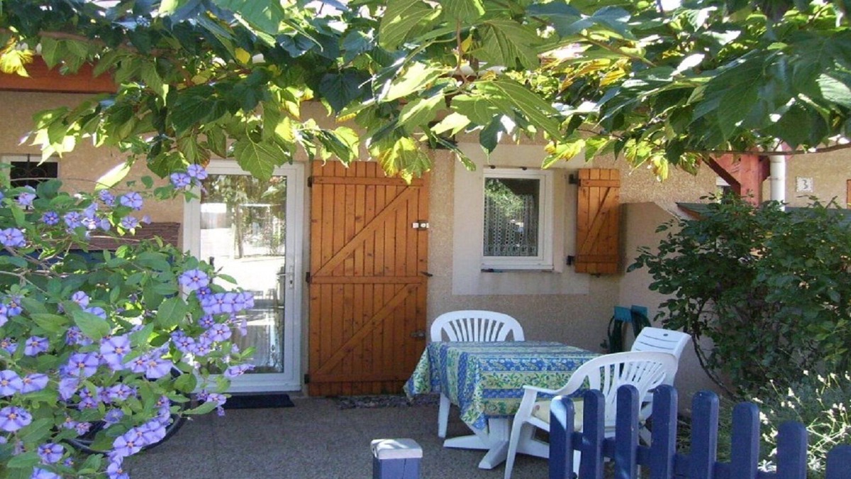 Saint-Pierre-la-Mer House | Peace and relaxation between nature reserve and sea for families, wifi