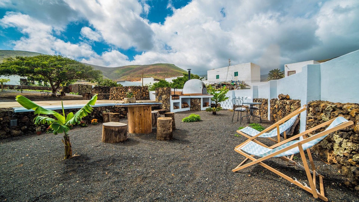Tabayesco House | Peace in the countryside 1 km from the beach, magnificent views, bbq and free wifi