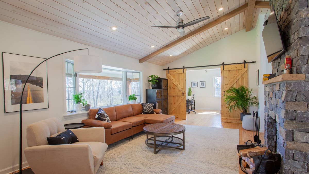 Rhinebeck House | Peace, Privacy & Plenty of Sunlight: 6 min to Town