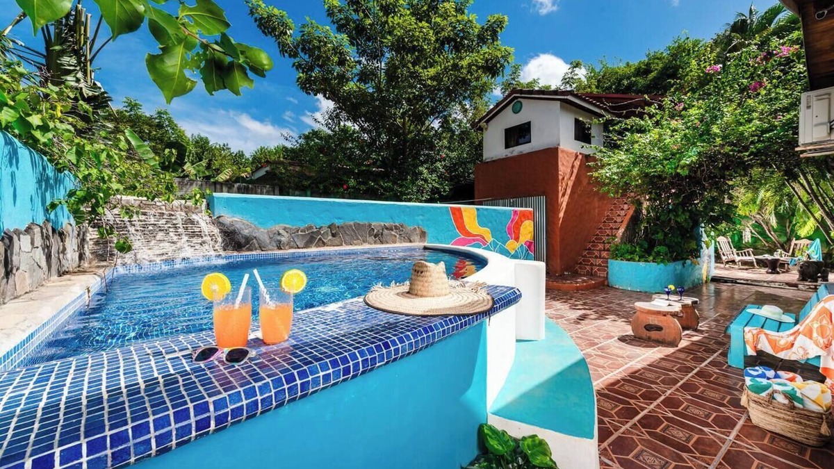 Junquillal House | Peaceful 3BR beach retreat w/private pool, fast WiFi, & AC. Walk to Playa Junquillal. Includes detached casita.