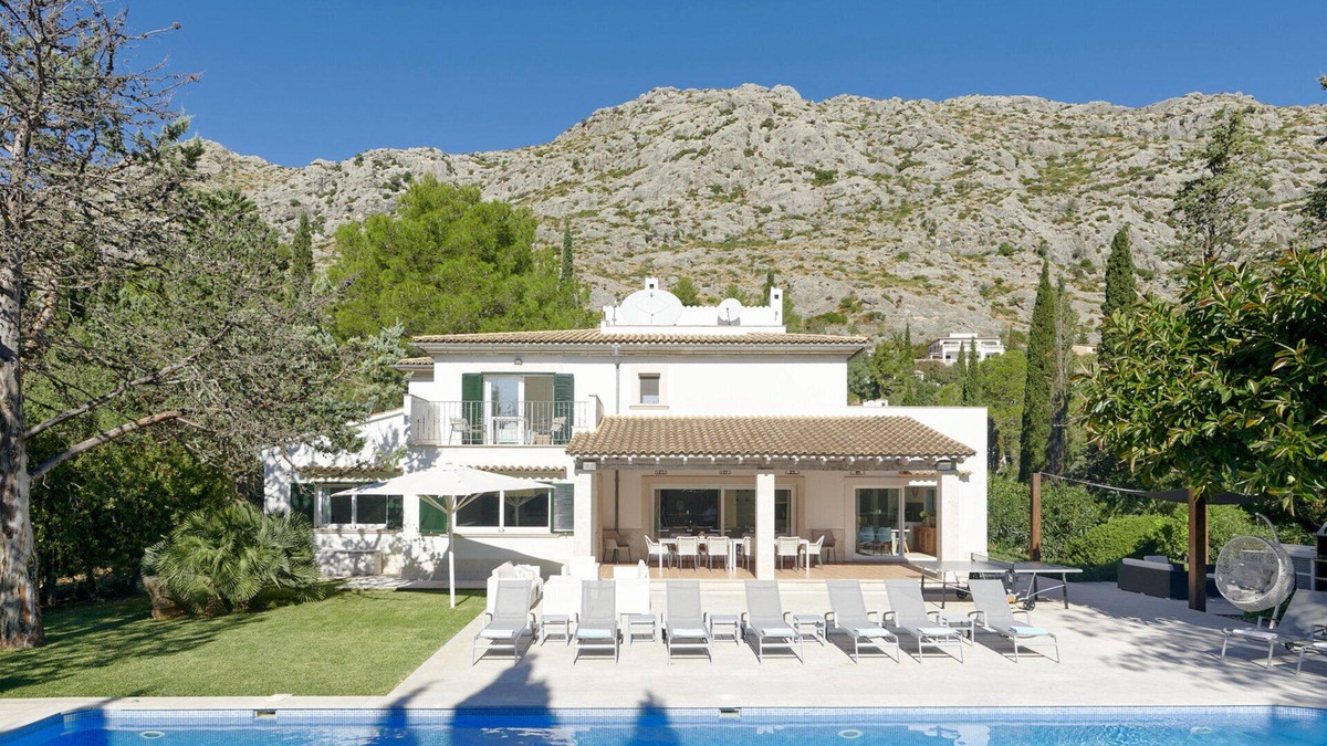 Urbanitzacio la Font Villa | Peaceful 5 Bedroom Vacation Villa With Pool, Mallorca Villa 1466