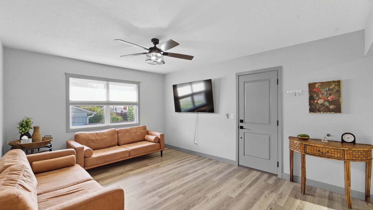 Altoona Apartment | Peaceful and Cozy - 2BR Apartment- Altoona