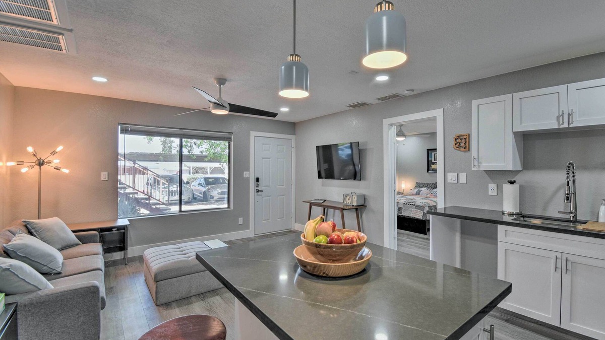 Apache Junction Condo | Peaceful Apache Junction Condo ~ 1 Mi to Downtown!