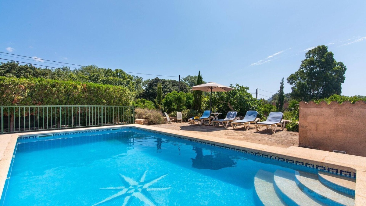 Capdepera Apartment | Peaceful Apartment with Pool
