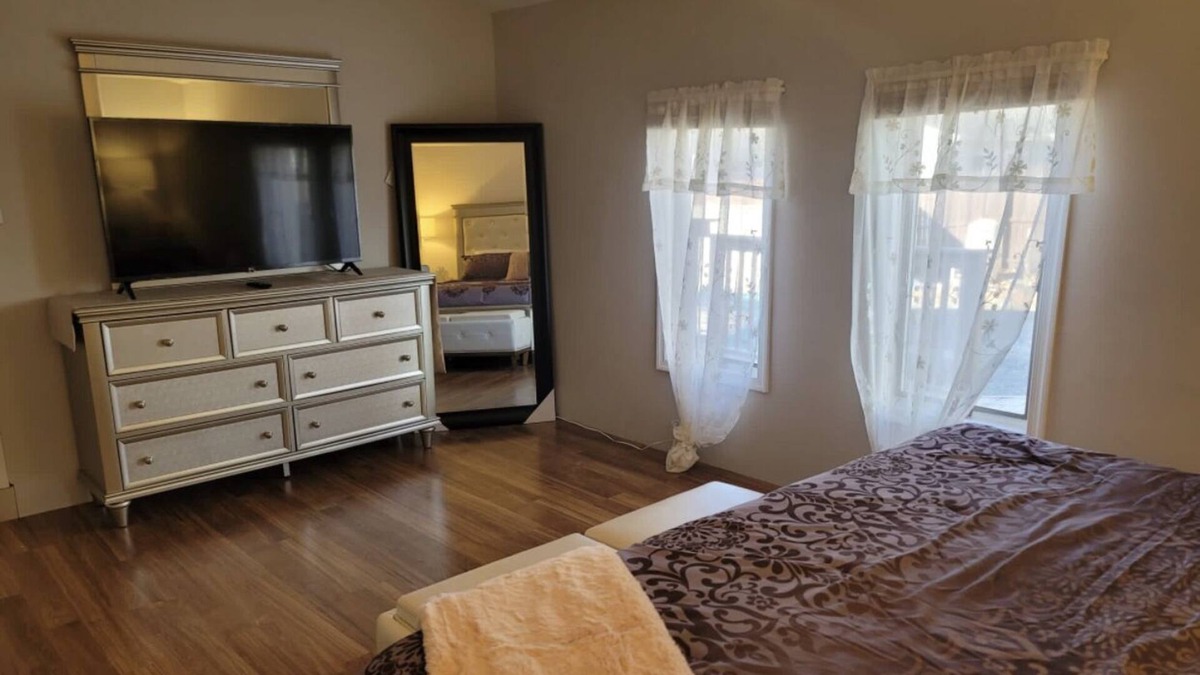 Point Pleasant - Toms River House | Peaceful beautiful home 8 mins from the shore, 4 mins from hiking trails.