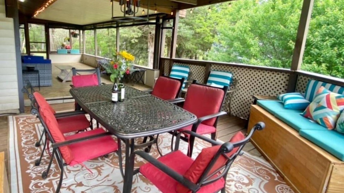 Rambo Riviera House | Peaceful Beaver Lake get-away