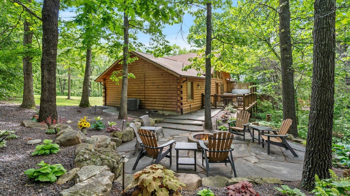 Ridgedale Cabin | Peaceful Cabin Escape Close to Nature & Branson Fun! Free Tickets!