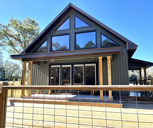 Claxton House | Peaceful Cabin with Dock and Pond Views in Georgia