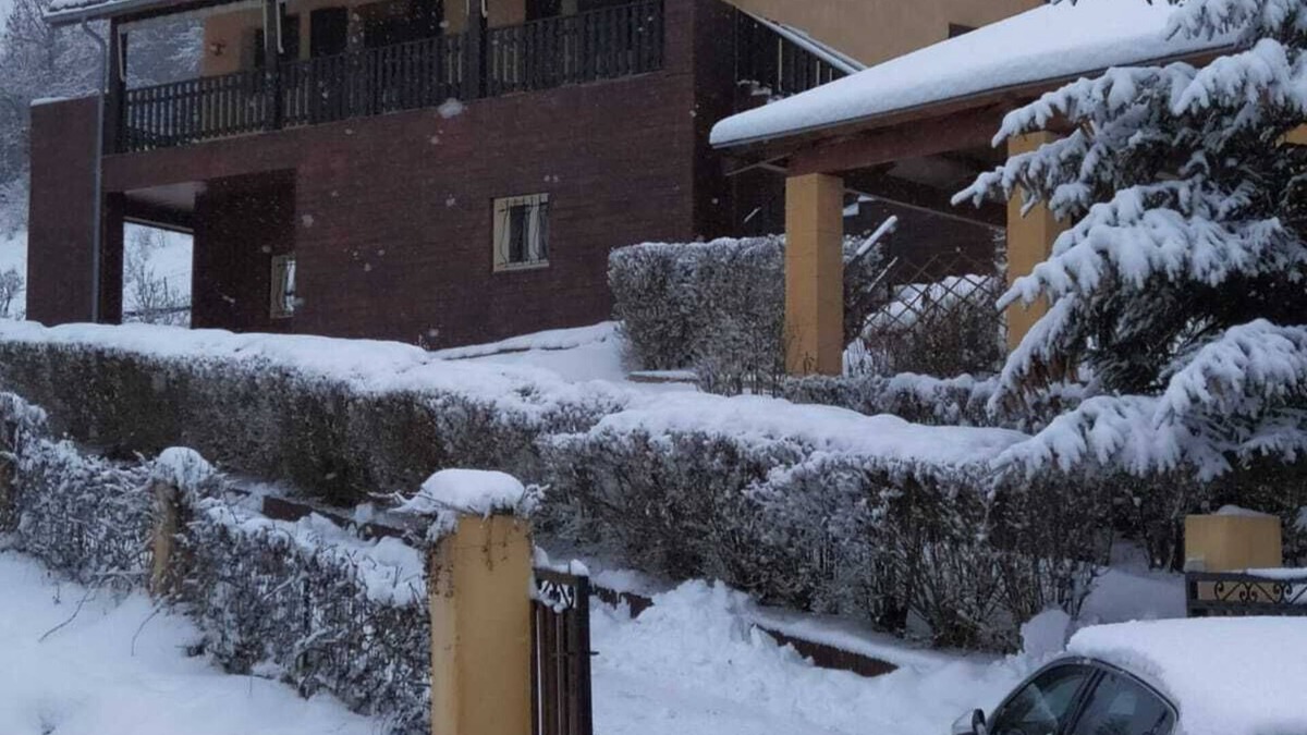 Montclar Ski Chalet | PEACEFUL, COMFORTABLE COTTAGE FOR FAMILY OR FRIENDS