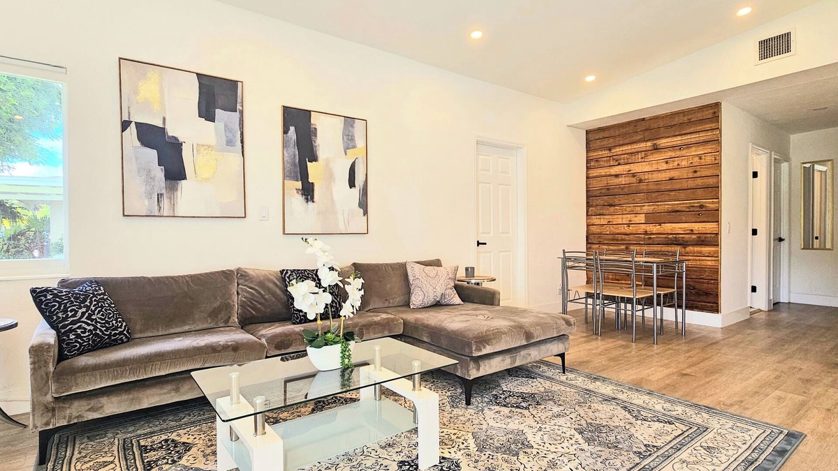 Riverland Village House | Peaceful & Convenient Fort Lauderdale Retreat Near Las Olas & Wilton Manors