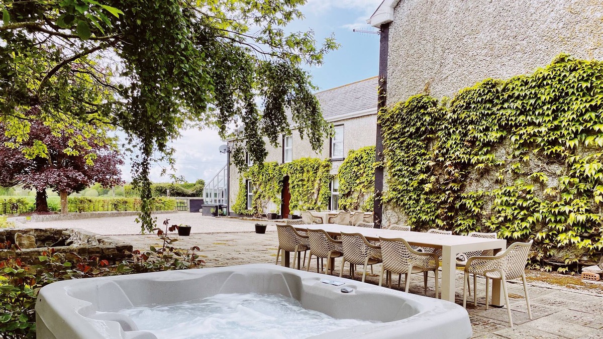 Stradbally House | Peaceful Country Escape