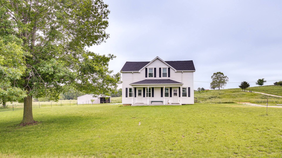 Washington House | Peaceful Country Home in Serene Setting with Yard