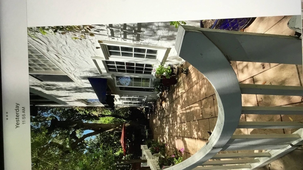 San Anselmo Apartment | Peaceful Doll House