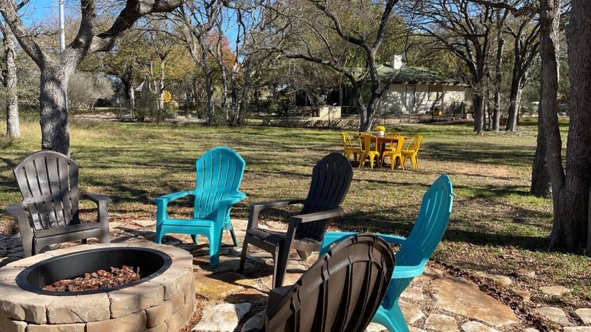 Horseshoe Bay House | Peaceful, family and pet-friendly duplex in a cut-de-sac with abundant wild life