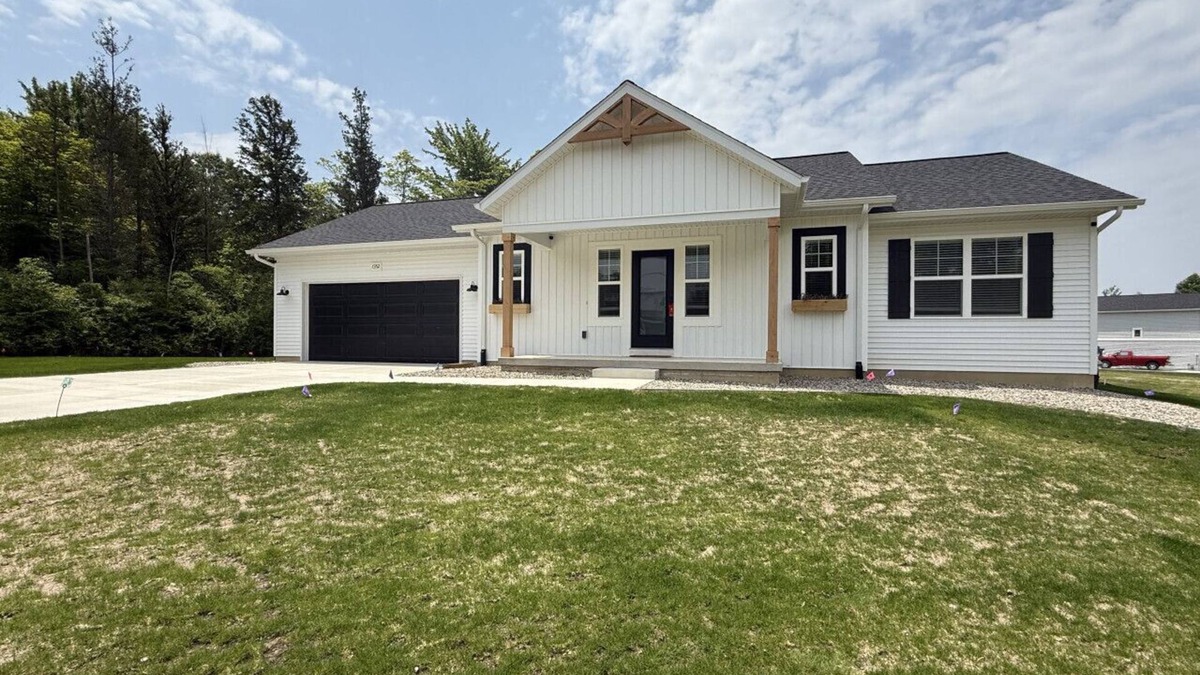 South Haven House | Peaceful Haven Escape: Sleeps 6