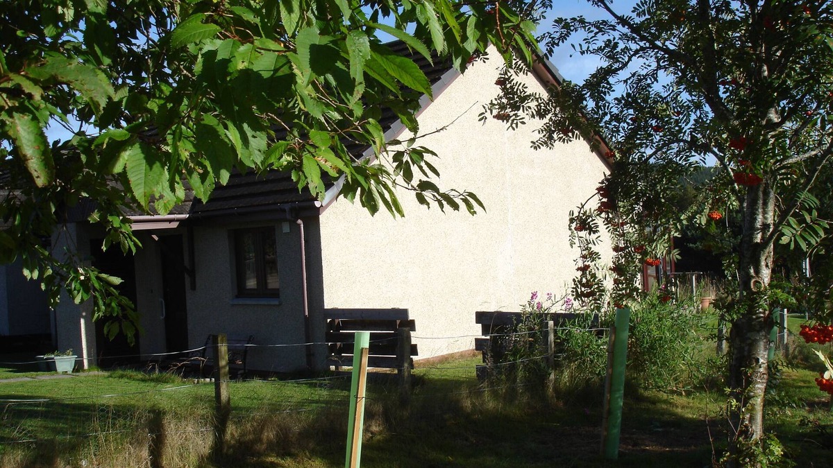 Boat of Garten Cottage | Peaceful home with open views in Cairngorm National Park, Scottish Highlands
