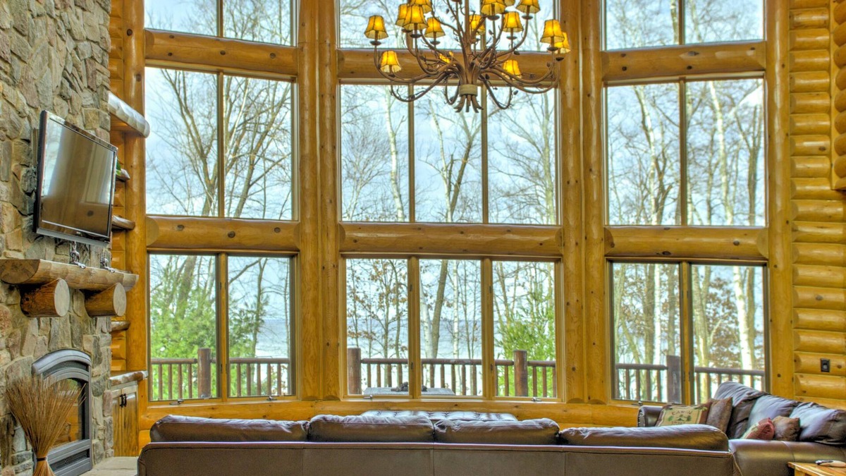 Mauston House | Peaceful LARGE lakefront property on Castle Rock Lake near WI Dells