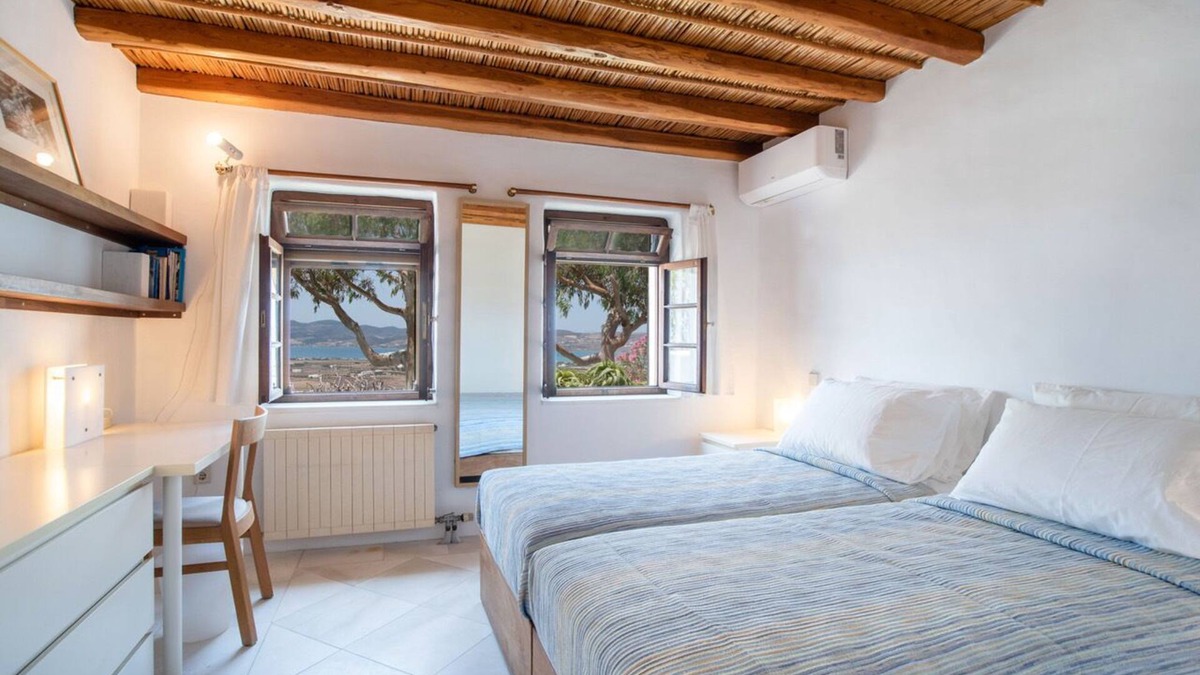 Glisidia Villa | Peaceful Marble Artist's Villa with Private Pool and wonderful Sunset Views