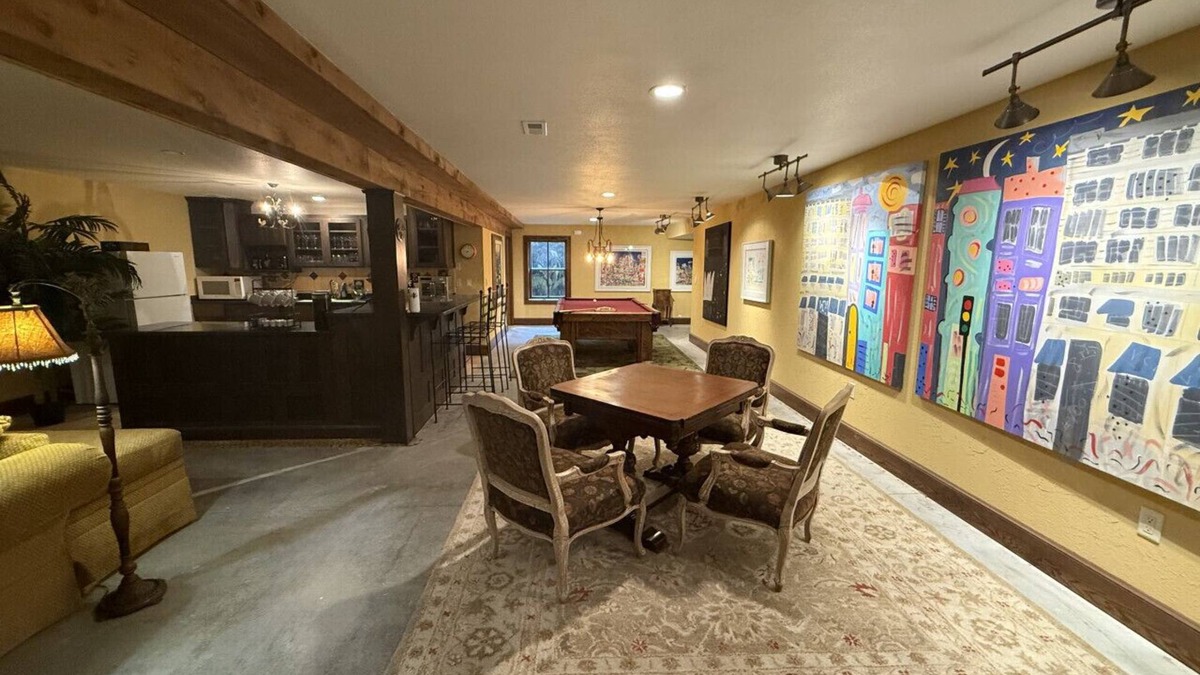 Conception Apartment | Peaceful Missouri Stay with Room to Roam