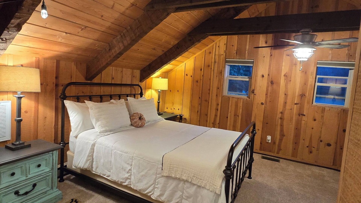 Zionville Cabin | Peaceful Mountain Cabin over 4,600 ft elevation