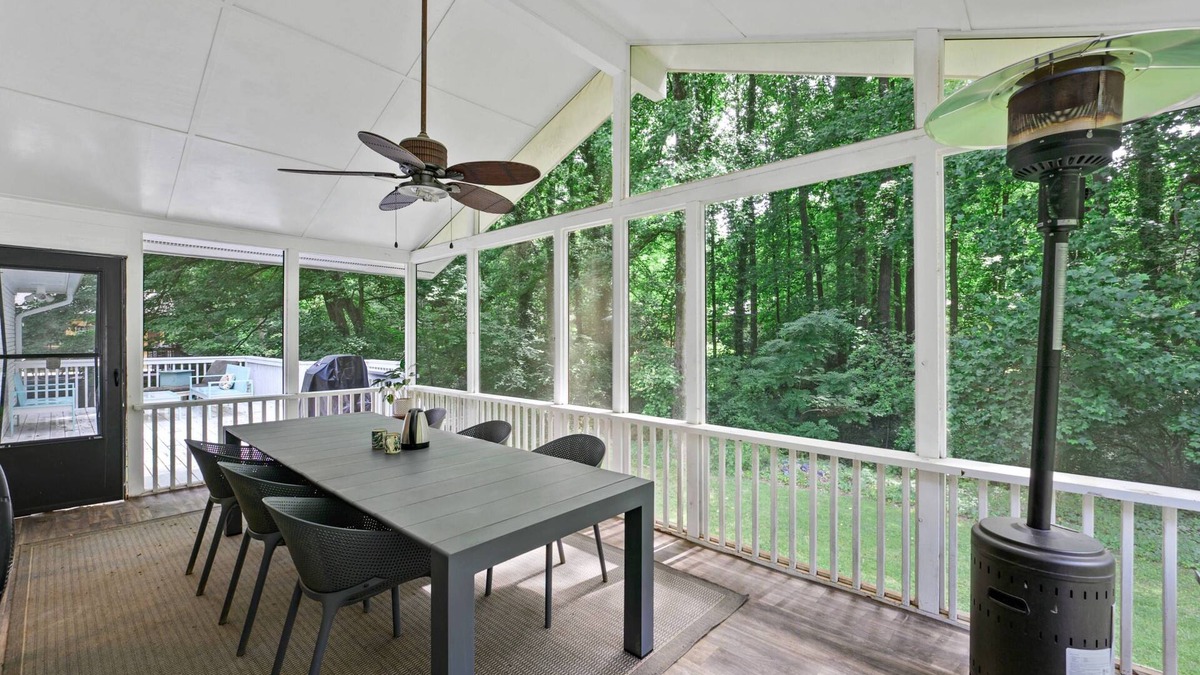 Dunwoody House | Peaceful Neighborhood Retreat Near Downtown Atlanta: Pet-friendly with Screened Porch & Grill