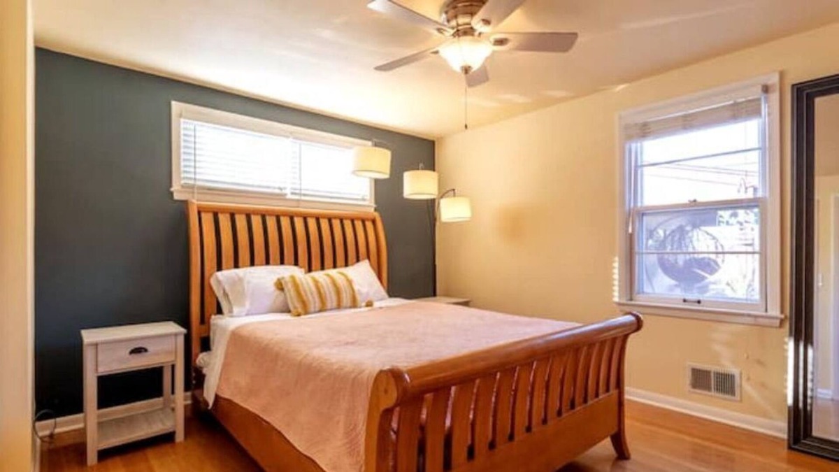 Racine Apartment | Peaceful Oasis 3BR w/ Garden, Steps to Beach & Zoo