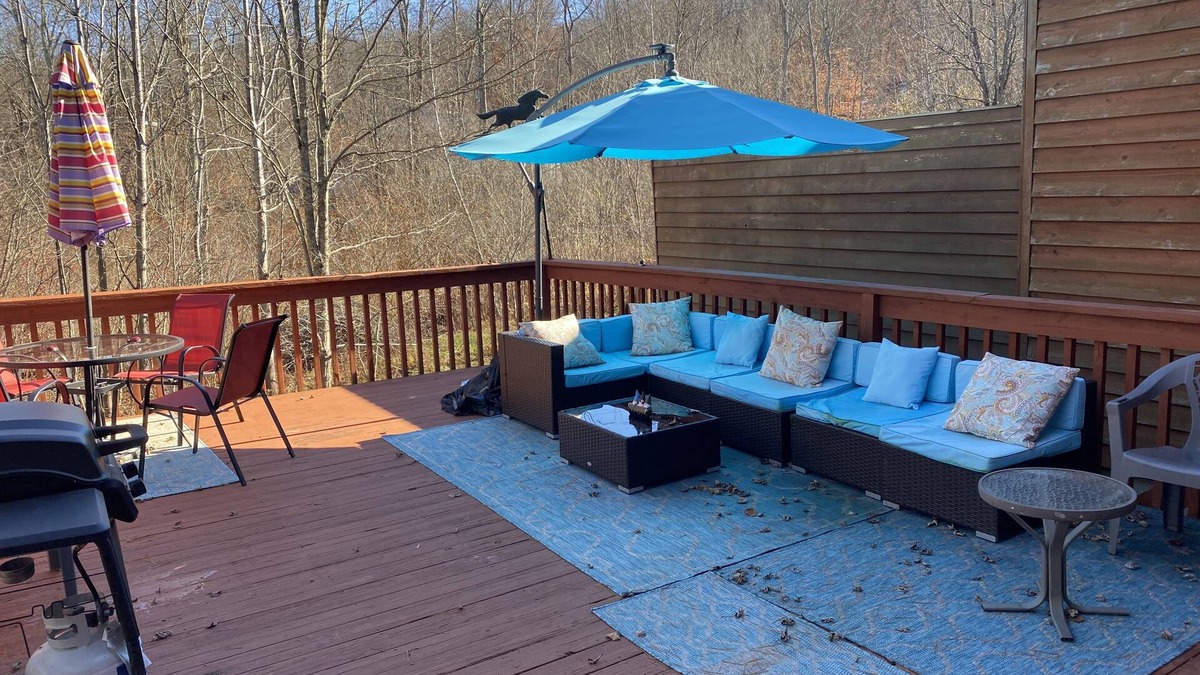 Woodridge House | Peaceful Oasis Nestled in a Wooded Community Perfect for Couples and Families.