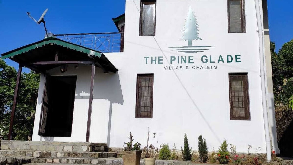 Bhagtpura Cottage | Peaceful Pine Glade Cottage with fireplaces, lawn, & WiFi - near Bhimtal