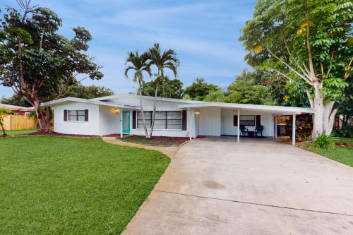 Vero Beach South House | Peaceful Pool Home