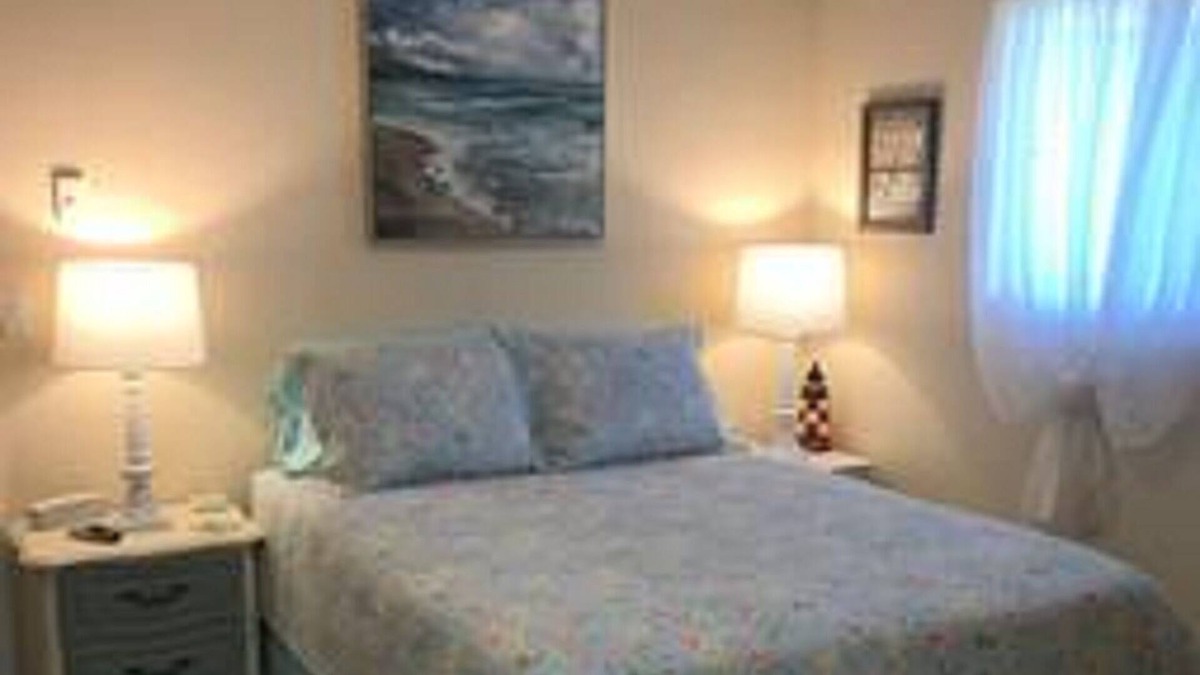 West Bench House | Peaceful & Private Bungalow - 5 Minutes From Downtown