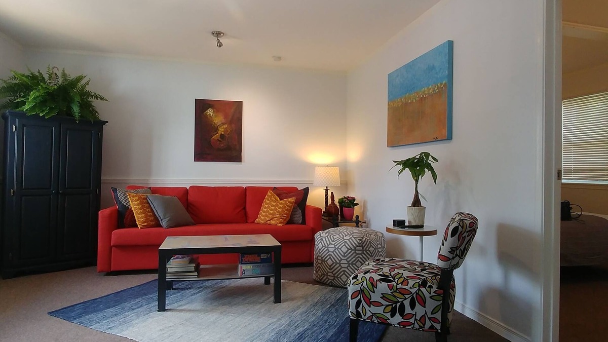 Prince Edward Apartment | Peaceful, quiet & spacious retreat right in the heart of quaint downtown Picton!