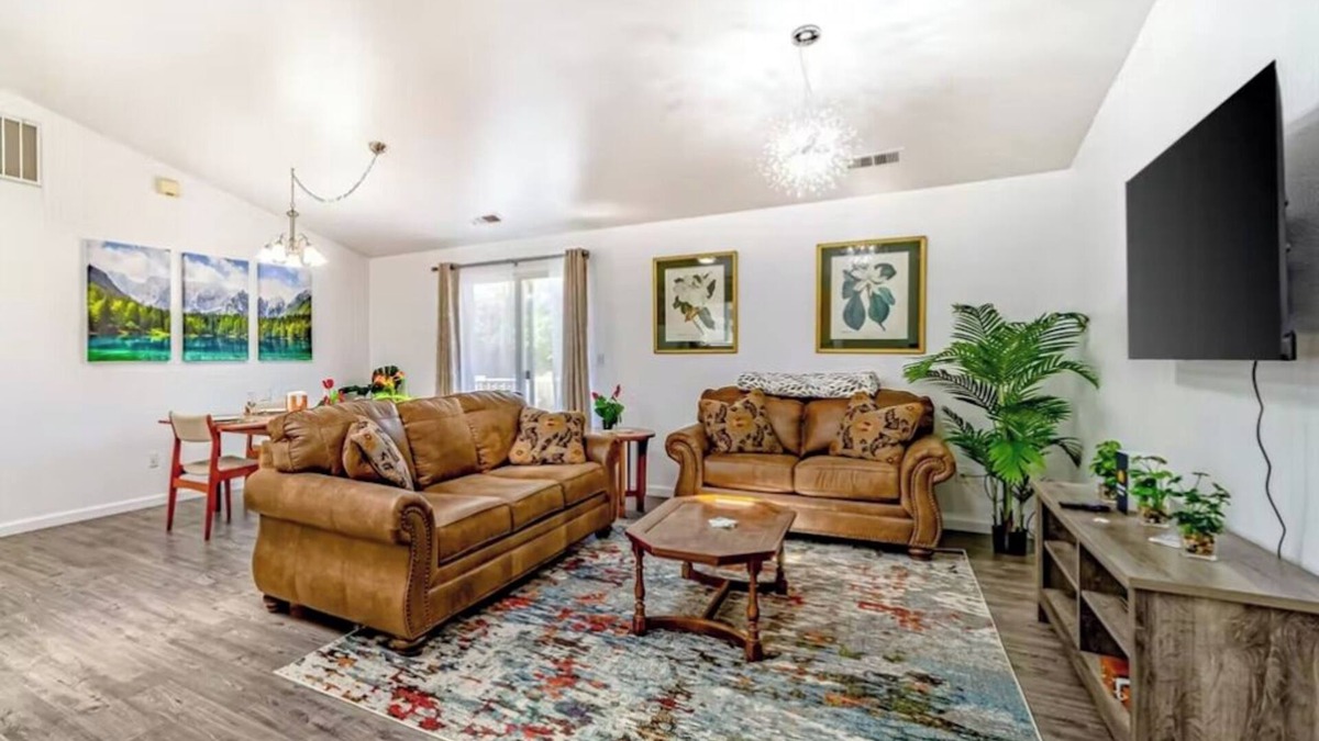 Bayview House | Peaceful retreat near the redwoods, ocean, and golf course!