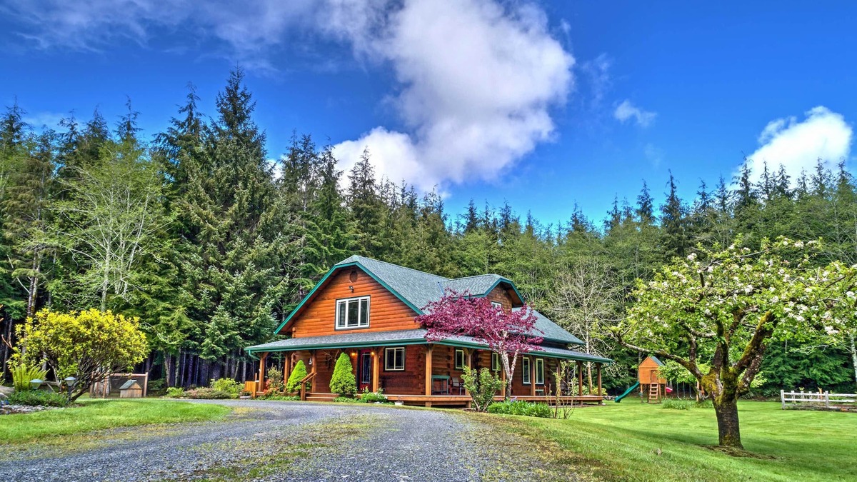 Forks House | Peaceful Retreat on 10 Acres < 7 Miles to La Push