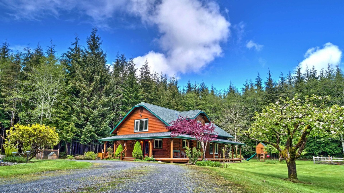 Forks Cottage | Peaceful Retreat on 10 Acres < 7 Miles to La Push