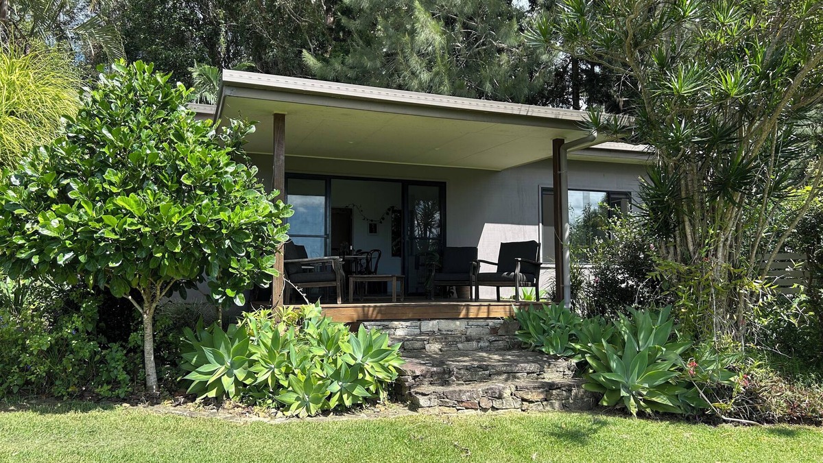 Myocum House | Peaceful retreat with panoramic hinterland views, 20 mins to Byron beaches