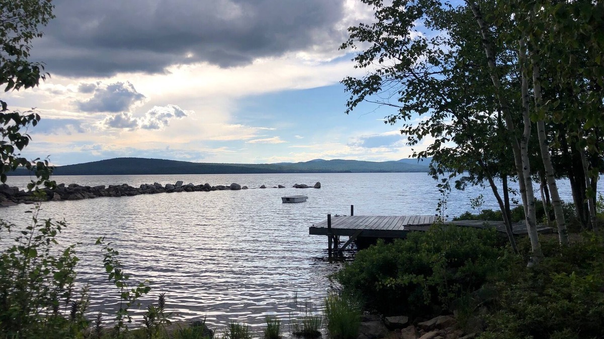Rangeley Plantation Cabin | Peaceful, Secluded Waterfront Cottage with Sandy Beach