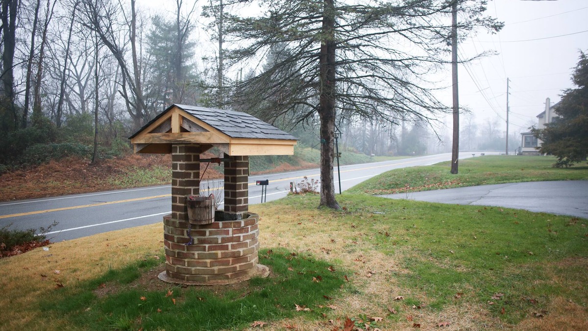 Bainbridge House | Peaceful, spacious home near the river!