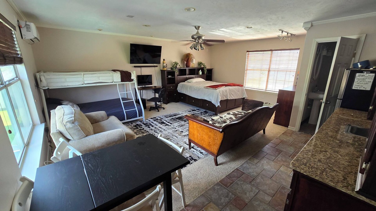 Wimbledon Falls Apartment | Peaceful studio aparrtment in the spring creek area. n