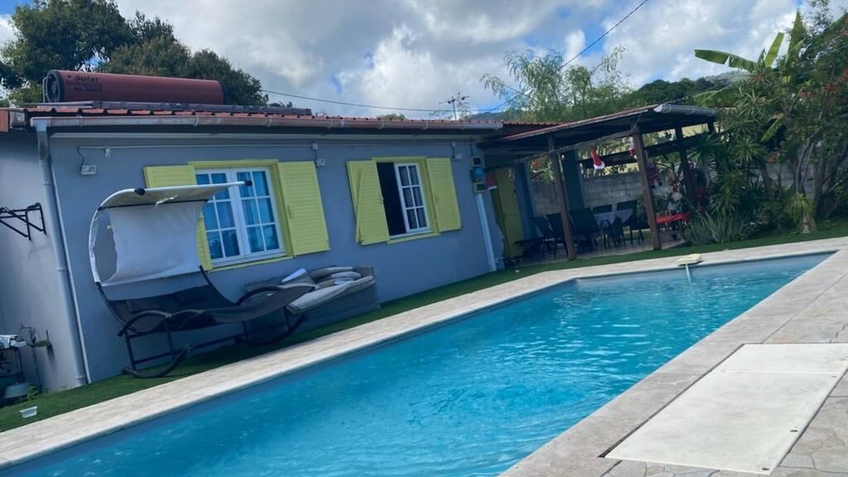 Sainte-Clotilde House | Peaceful villa with pool overlooking the Indian Ocean