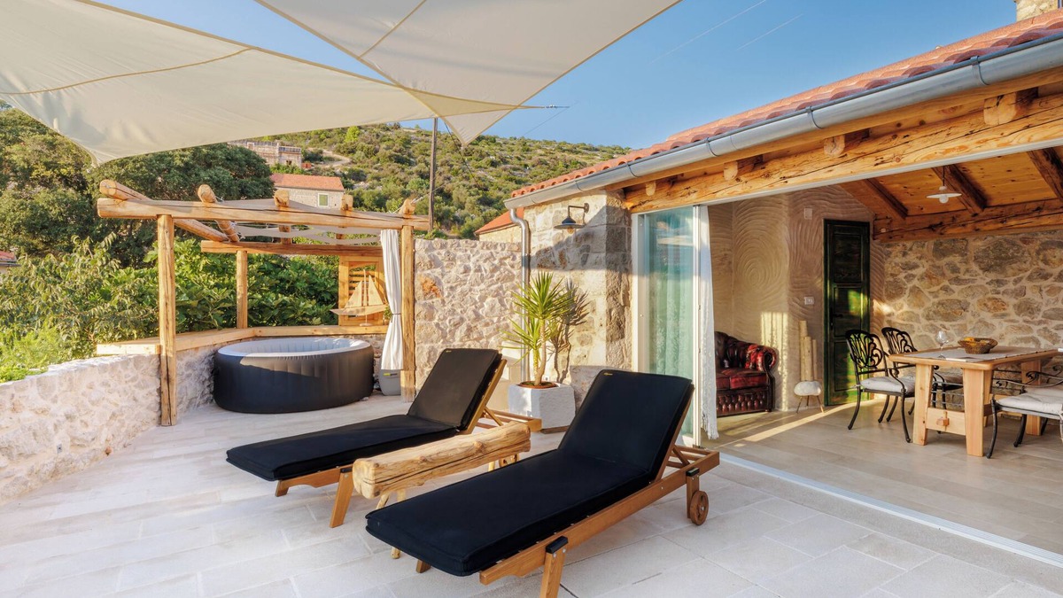 Hvar Villa | Peacefull Lavander Retreat With hot tub Villa Teza Hvar